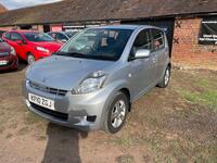 DAIHATSU SIRION